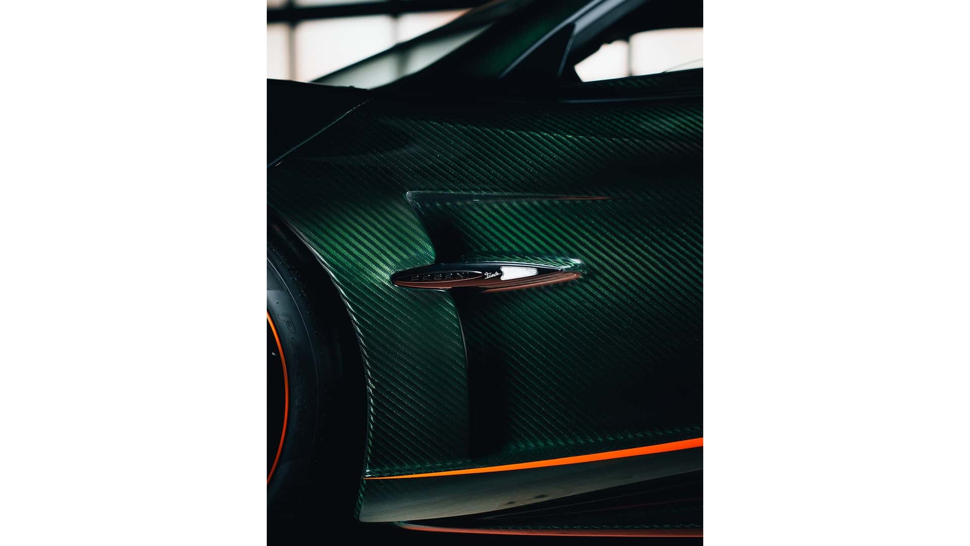 پاگانی هوایرا 70 تریونفو