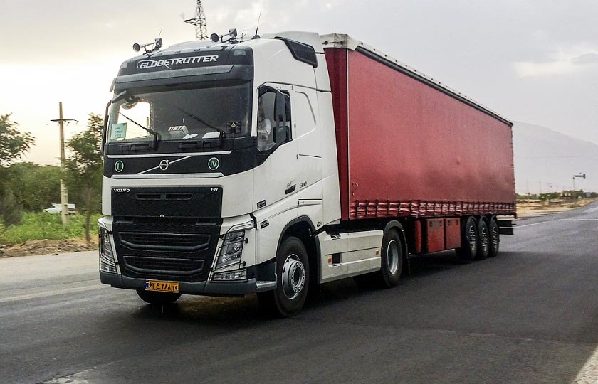 پرداخت وام ۲۰۰ میلیون تومانی به رانندگان و کامیون‌ داران با کارمزد ۱۲ درصد