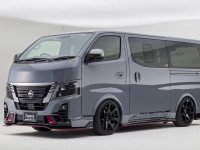 کیت عجیب نیسان کاروان نیسمو