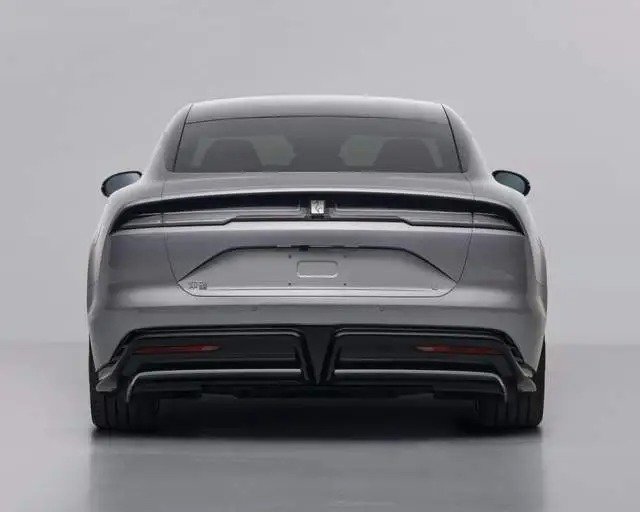 بی وای دی یانگ وانگ U7 BEV