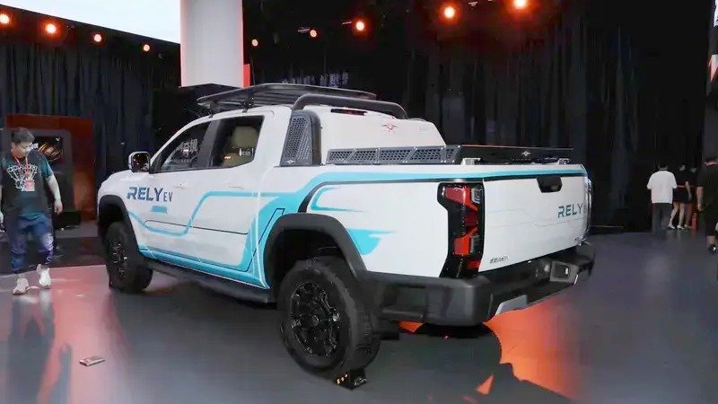 پیکاپ تمام‌ برقی چری Himla EV