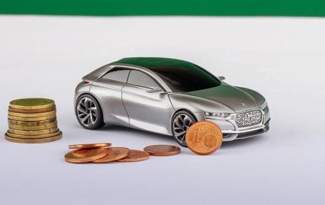 گلایه وزیر صمت از تعیین تعرفه واردات خودرو بدون نظر این وزارتخانه