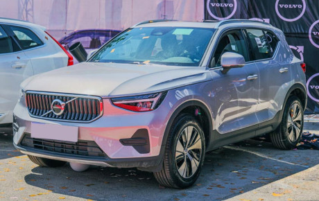 ولوو XC40