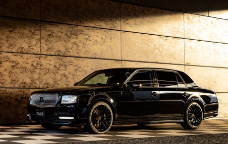 تویوتا سنچوری با تیونینگ TOM’S