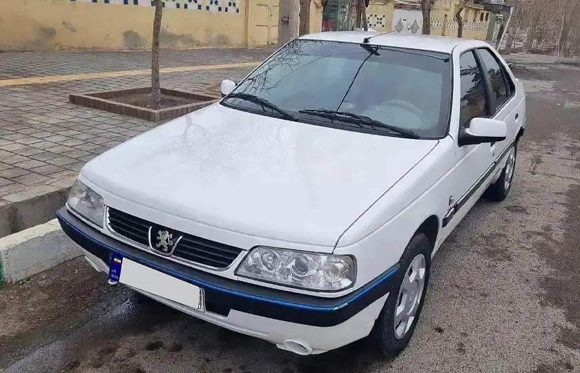 بررسی پژو 405 SLX؛ ترکیب بدنه قدیمی با موتور TU5