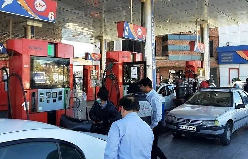 اختلال در شبکه بانکی؛ چرا سوخت‌گیری در جایگاه‌ها با کندی روبرو شده است؟