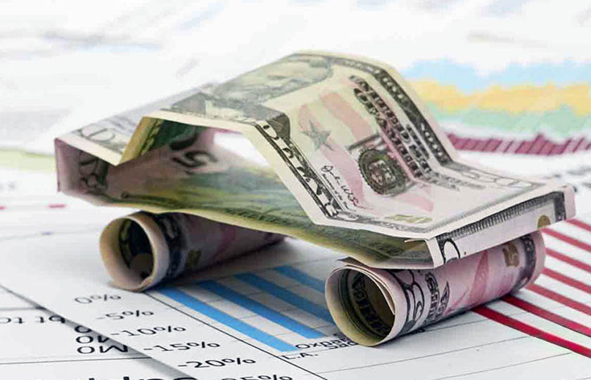 افت قیمت خودرو چرا از دلار عقب مانده است؟