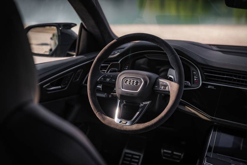 ABT RS Q8-LE 1000؛ شاسیبلند هزار اسببخاری آئودی