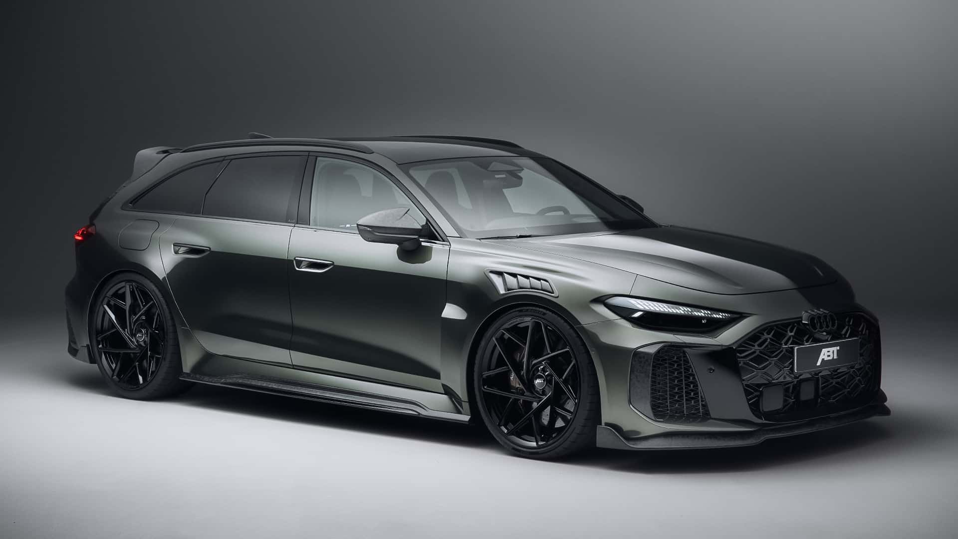 آئودی RS5-R ABT