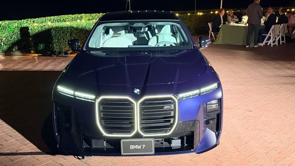 بی ام و M760 xDrive جدید