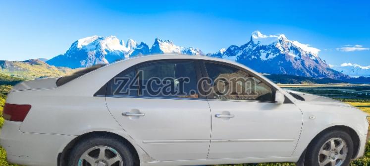 2008 , هیوندای سوناتا (4 سیلندر) 