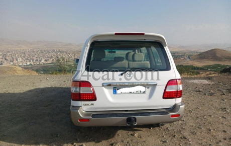  2007 , تویوتا لندکروزر چهار در (6 سیلندر 4.5) 