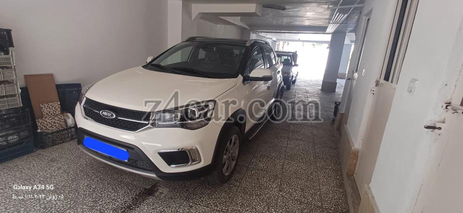 1402 , ام وی ام X22 (دنده ای اسپرت لاکچری) 