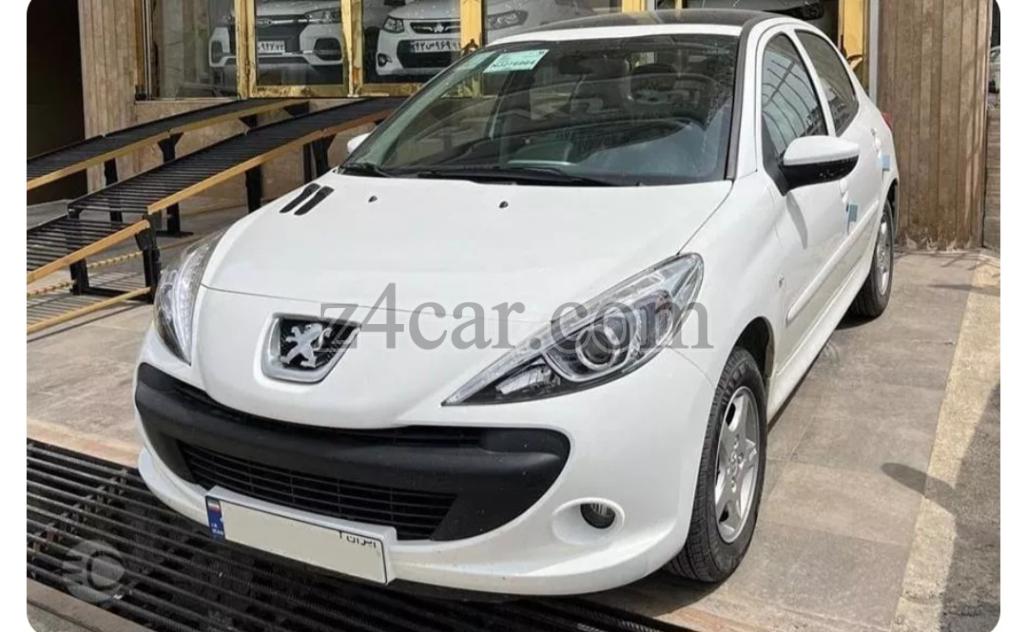 1403 , پژو 207i (سقف شیشه) 