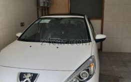  1404 , پژو 207i (سقف شیشه) 