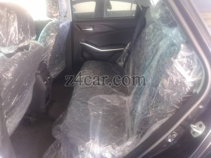 1402 , کی ام سی X5