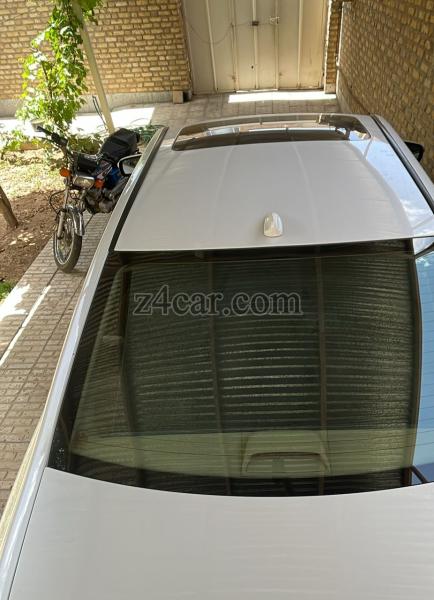 2010 , هیوندای سوناتا (4 سیلندر) 