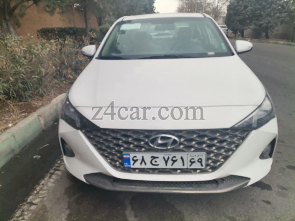 1403 , هیوندای اکسنت (بلو) 