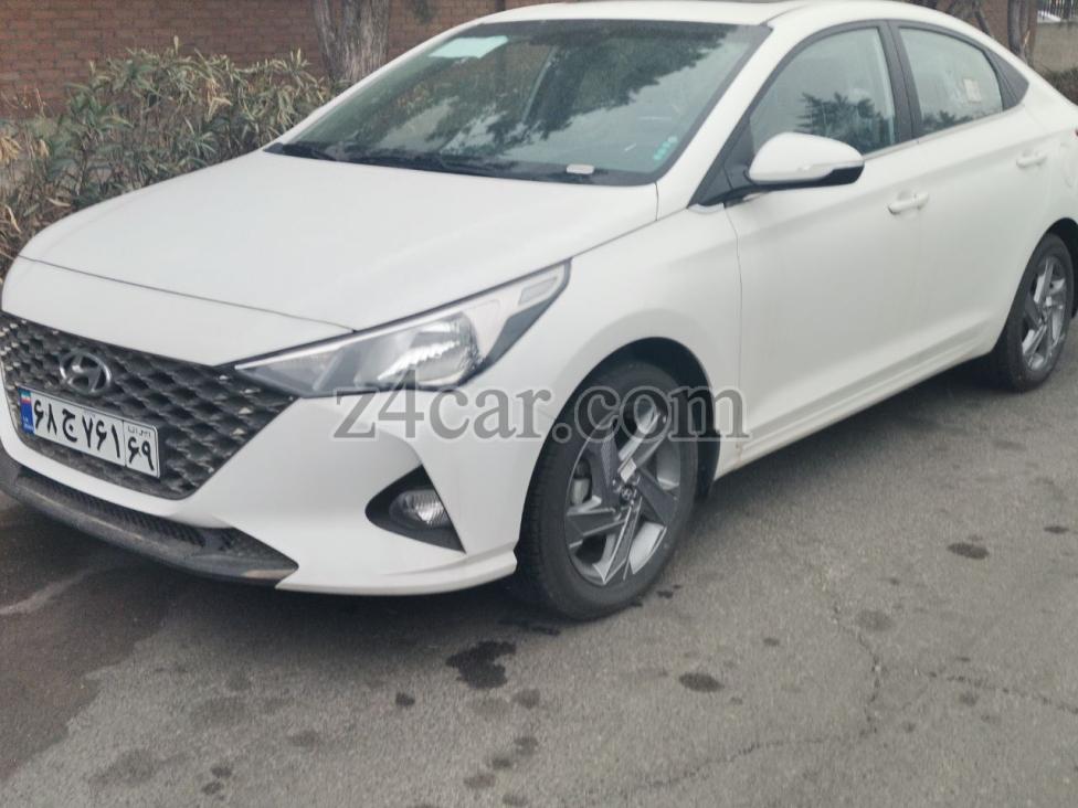 1403 , هیوندای اکسنت (بلو) 