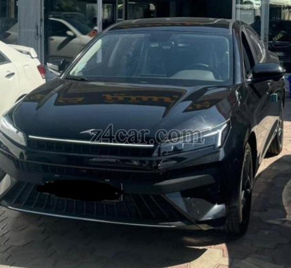 1403 , کی ام سی J7 