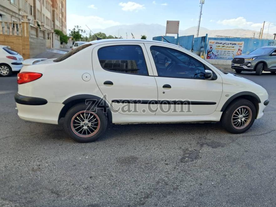 1393 , پژو 206 SD (V8) 
