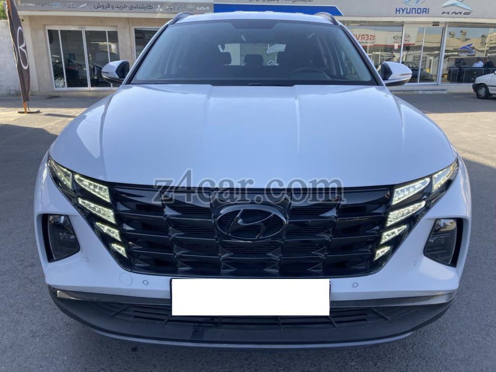 2018 , هیوندای توسان (ix35) (2.0 لیتر تک دیفرانسیل) 