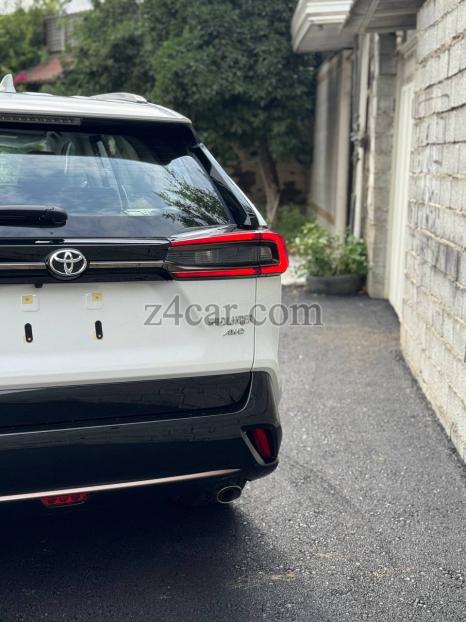 1404 , تویوتا هایلندر 