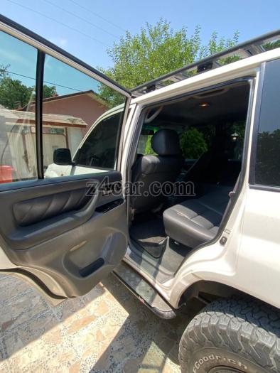 2003 , تویوتا پرادو چهار در (6 سیلندر) 