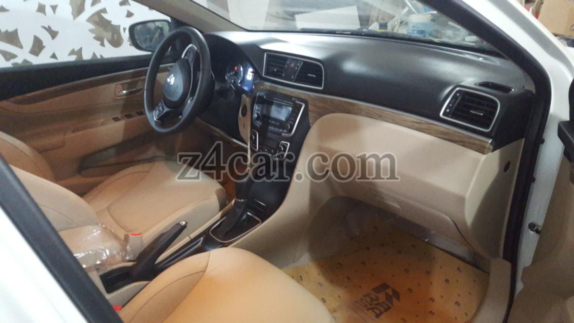 1404 , سوزوکی سیاز 