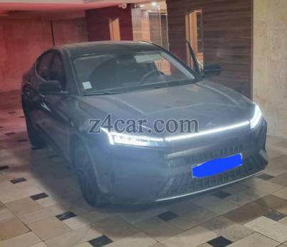 1403 , کی ام سی J7 